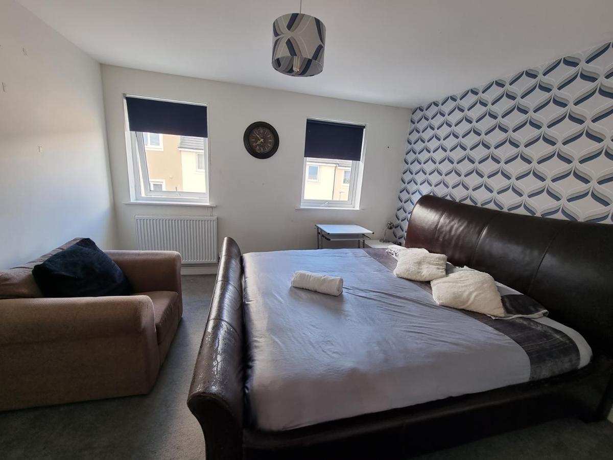 Superking Bedroom Close To The A30 קמבורן מראה חיצוני תמונה